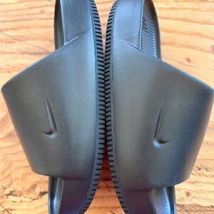 Nike Black Mens Slide Sandals with Embossed Swoosh